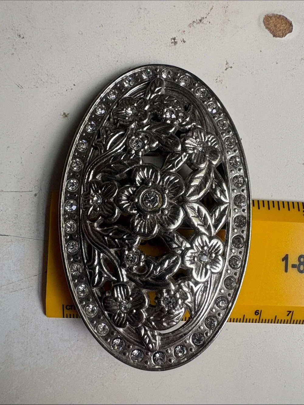 N/A ornate oval